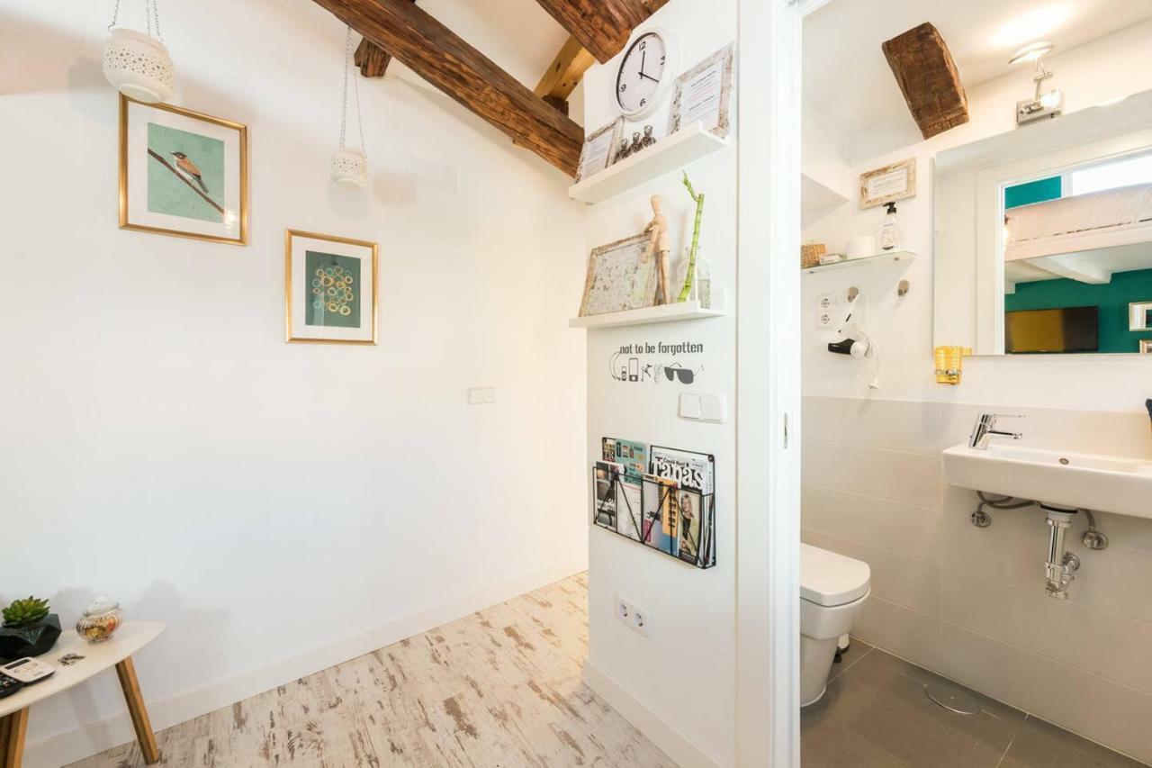Buhardilla En Calle Amparo-Lavapies Madrid Ngoại thất bức ảnh